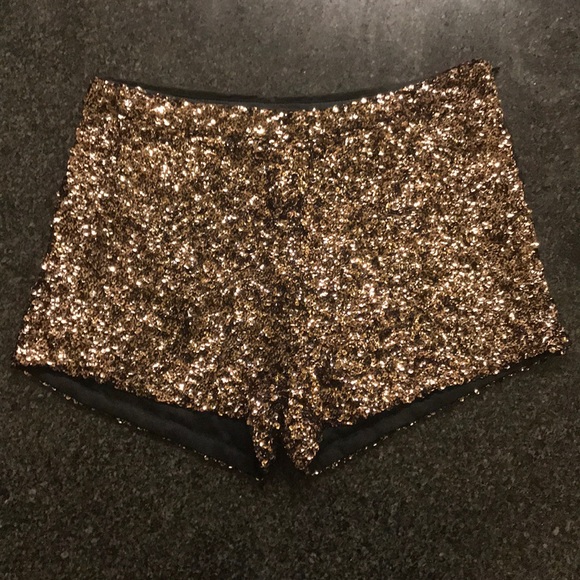 Forever 21 Pants - Shorts Forever 21